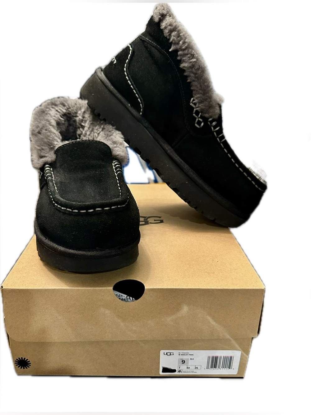 UGG Ansley Parc Black Suede Boot